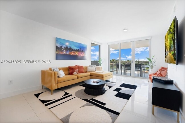 Building Photo - 9261 E Bay Harbor Dr Unit 507