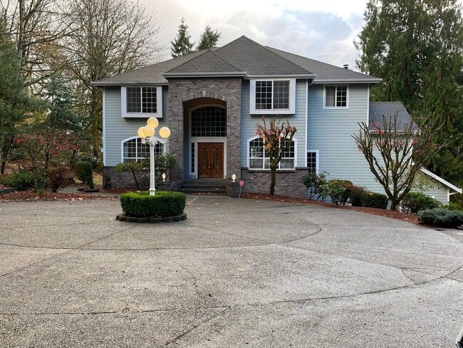 Photo - Estate Style Home on Private Road