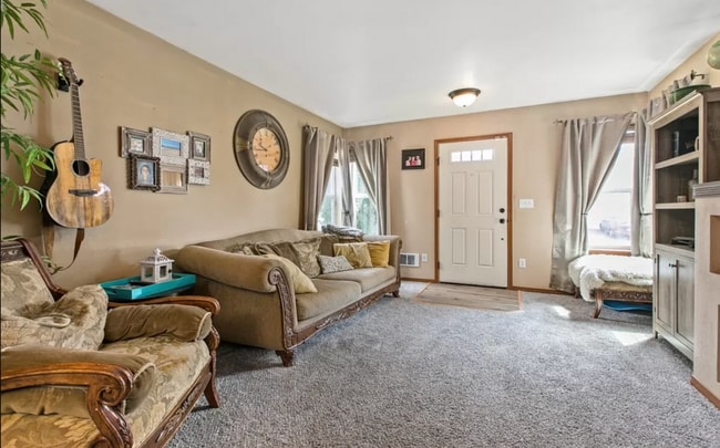 Photo - Beautiful home in Lake Stevens
