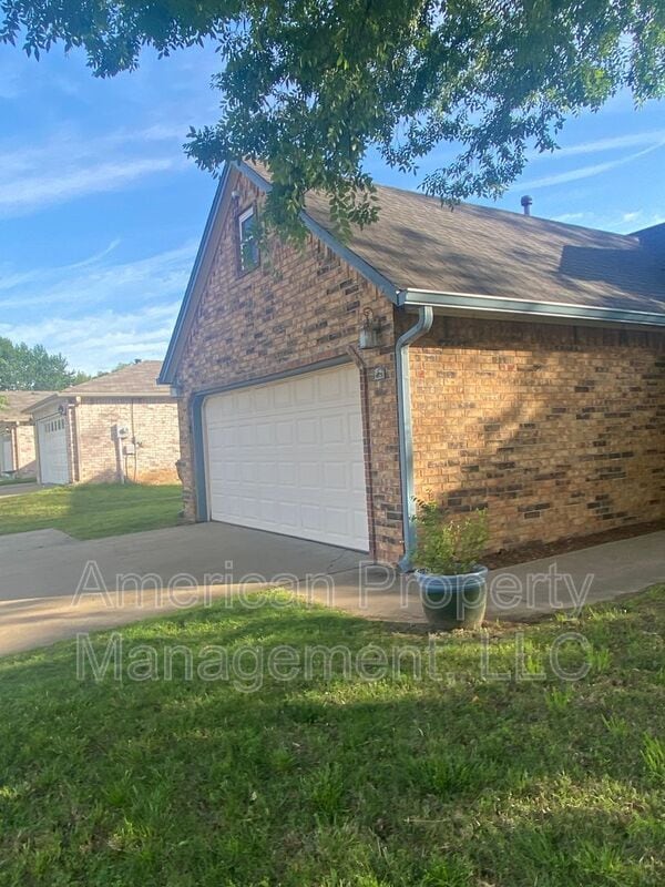 Photo - 4729 S Ironwood Ave