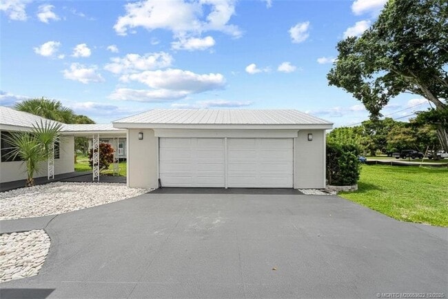 Photo - 1134 NW Spruce Ridge Dr