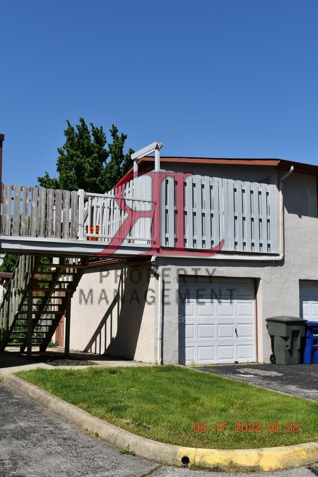 Building Photo - 2501 Burgandy Ln