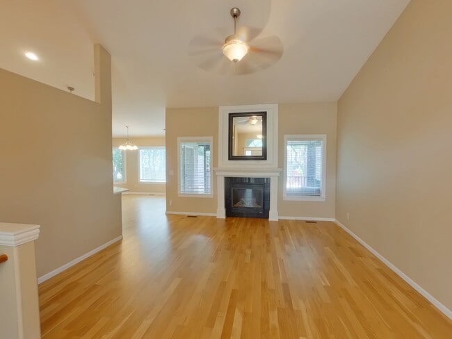 Photo - 503 W Douglas Ave