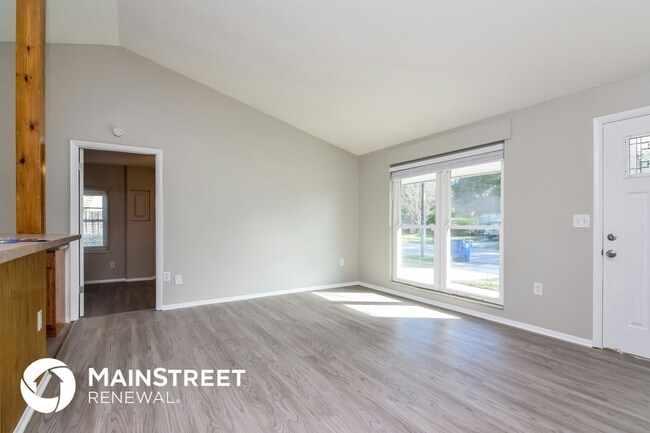 Photo - 7845 Avenal Loop