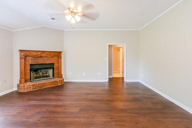Photo - 6743 Hare Run Ln