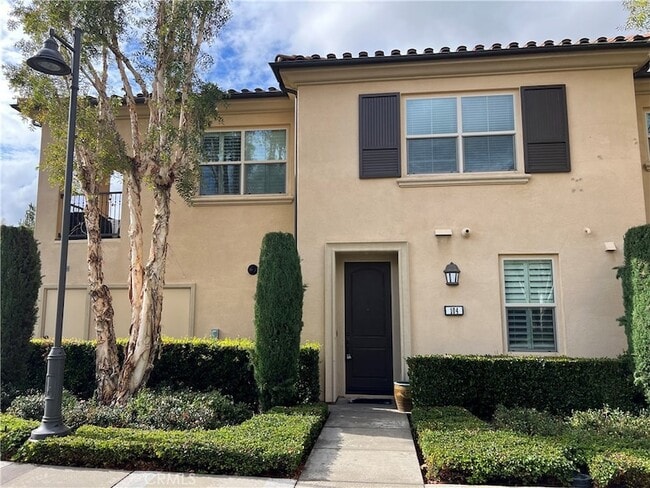 Building Photo - 104 Rose Arch