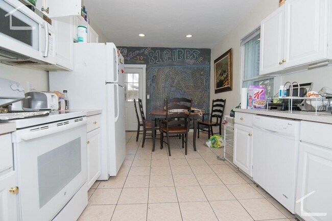 Photo - Unique BU Apt For You. 9/1/26!