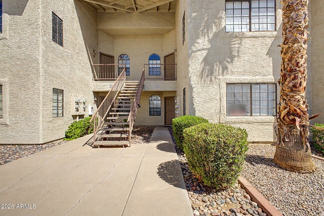Building Photo - 930 N Mesa Dr Unit 1019
