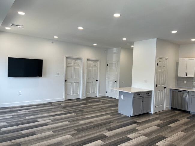 Living Room & Dinning Area - 24 S Elm St