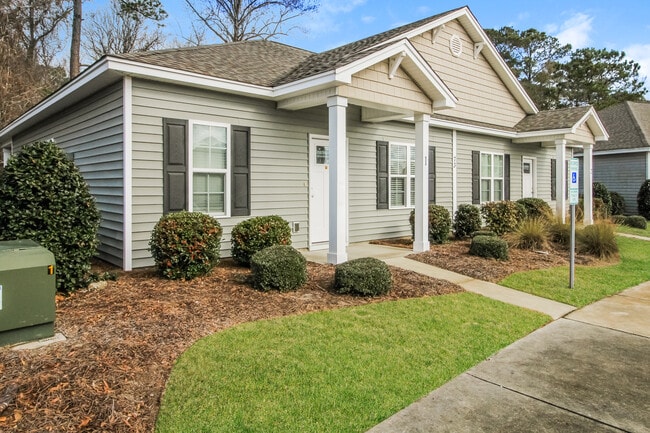 Photo - 73 Highland Forest Cir
