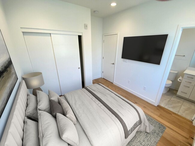 Photo - Advent - Three Story Townhome W/ Attached ...