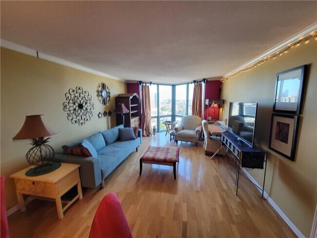 Photo - 2870 Pharr Ct S Northwest