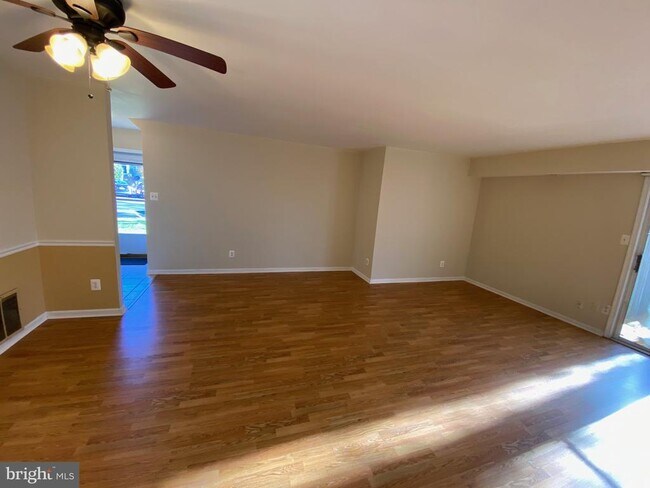 Photo - 13701 Autumn Vale Ct Unidad 28C