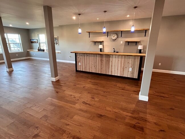 Photo - 4 Southern Way Ln