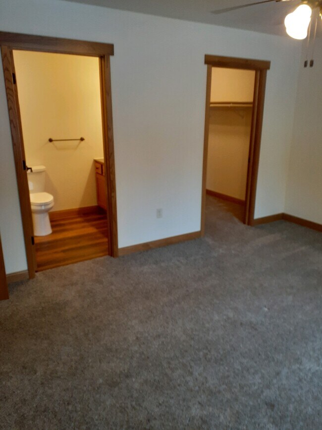 Photo - 13344 40th Ave
