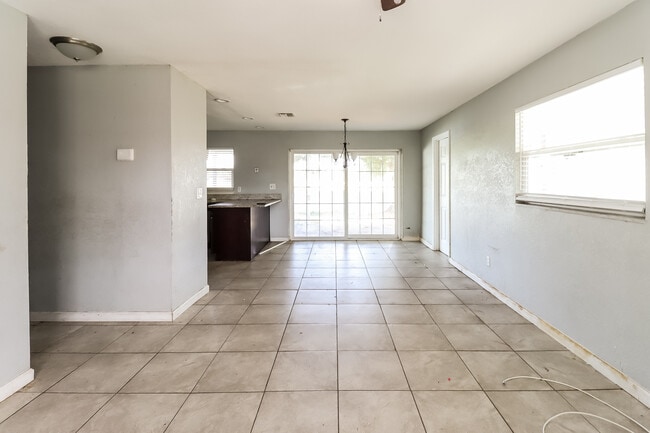 Photo - 4705 King Cole Blvd