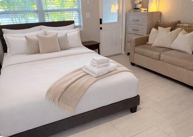 Photo - 1214 Bay Pine Blvd