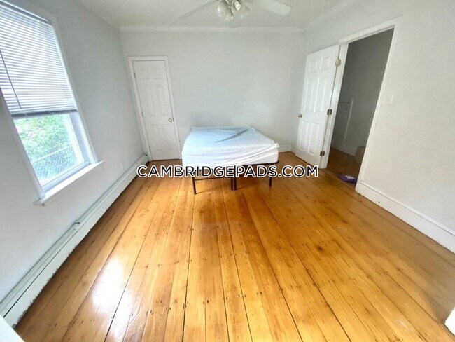 Photo - 18 Fiske Pl Unidad 12