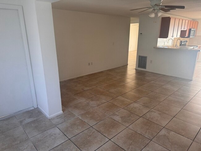 Photo - 7825 40th Ave Dr W