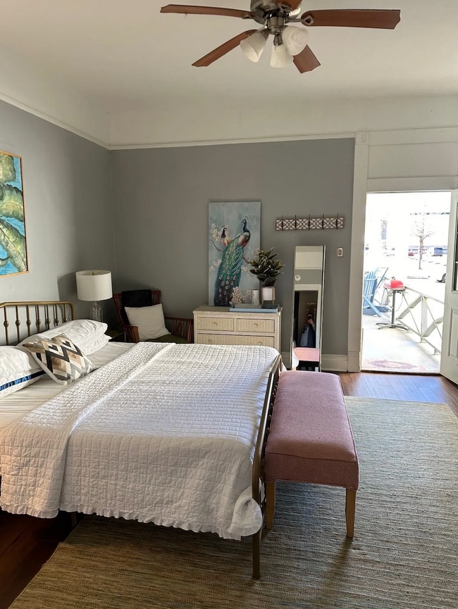 Photo - 24 N Cooper St