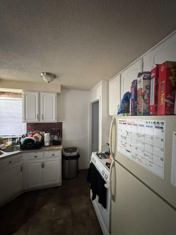 Photo - 13000 Rockside Rd