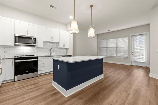 Photo - 2648 Sandy Plains Rd Unit 218