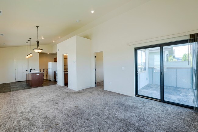 Photo - Headgate Apartments