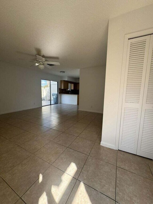 Photo - Spacious townhouse with 2 main suites in Wellington! Priced to RENT!