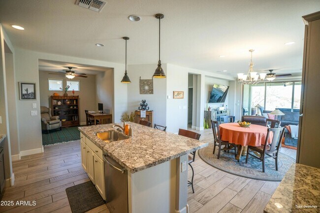 3231 Huckleberry Wy