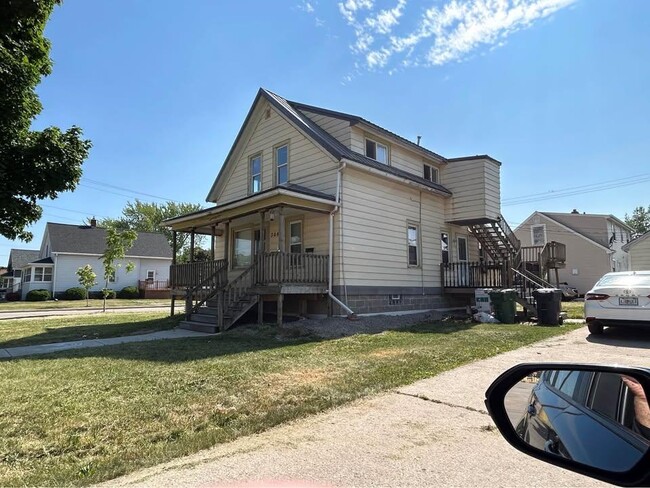 Photo - 304 N Wilson St