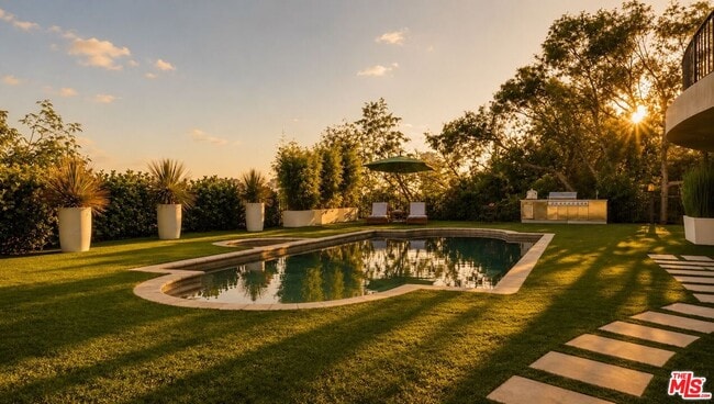 Photo - 8740 St Ives Dr