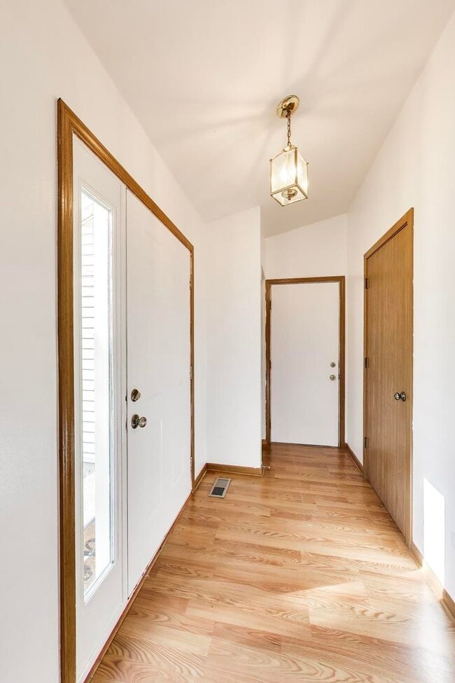 Photo - 362 Chaparral Cir