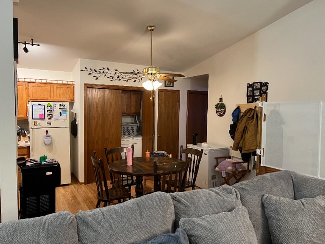 Photo - 611 Barrington Ct Unit Apt C