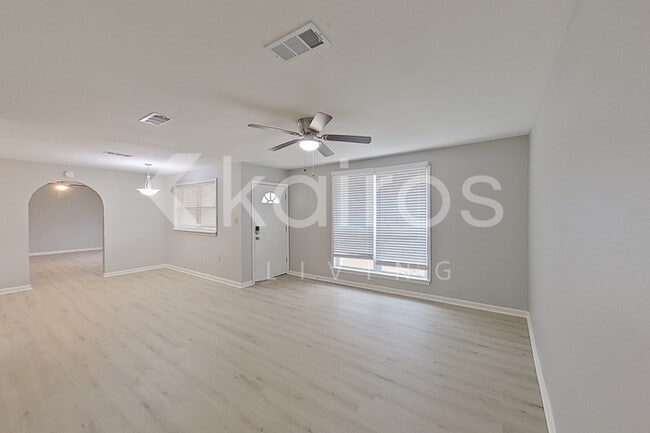 Photo - 5331 Elder St