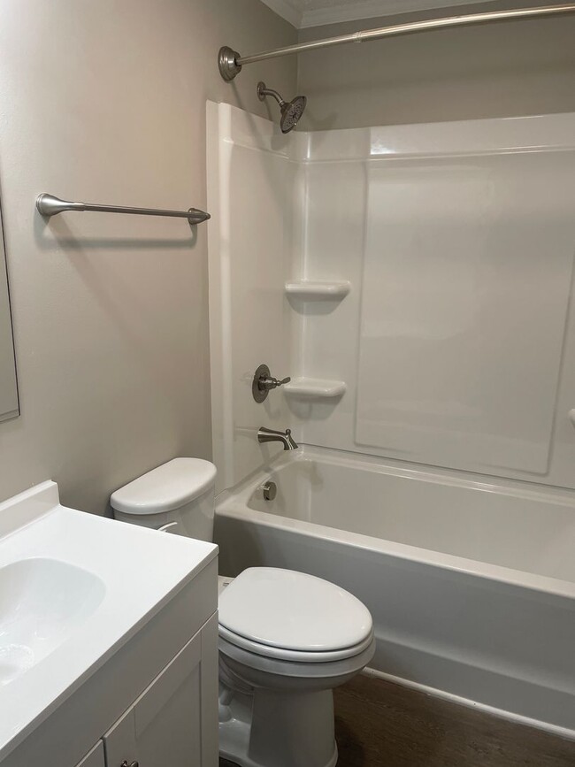 Photo - 3740 S Main St