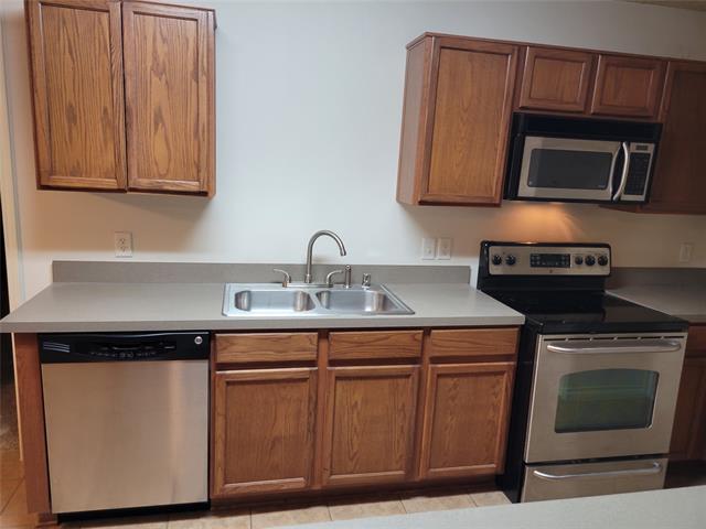Photo - 703 River Run Dr