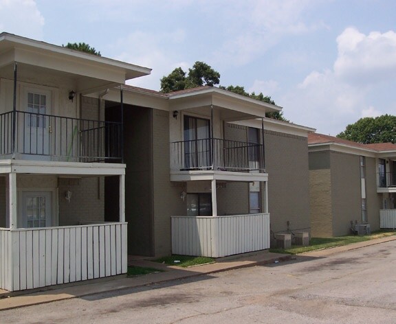 Shadywood Apartments - Shadywood Apartments