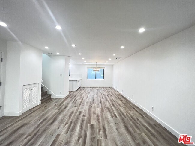 Photo - 1226 Kings Rd