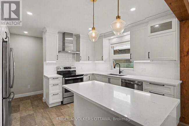 Photo - 524 Penhill Ave