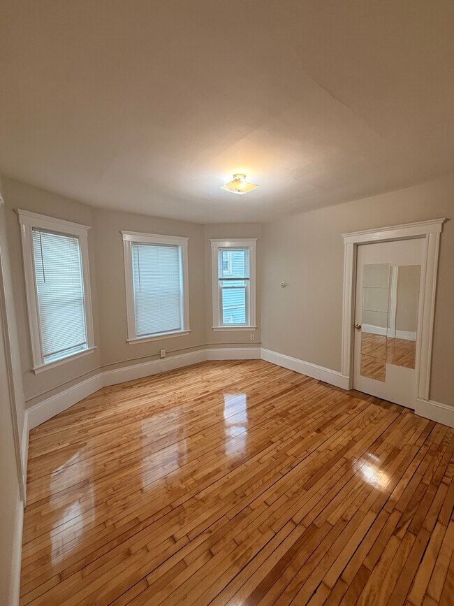 Photo - 14 Maine Ave Unit 2