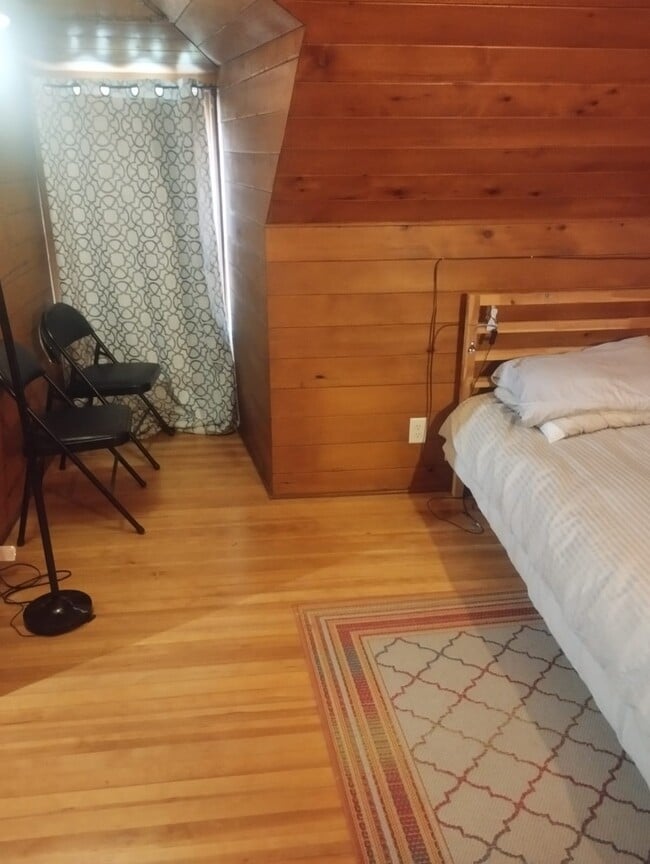 Upstairs Bedroom - 430 Jason Ave N Unit Full House