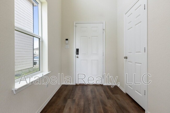 Photo - 6110 Willow Point Blvd
