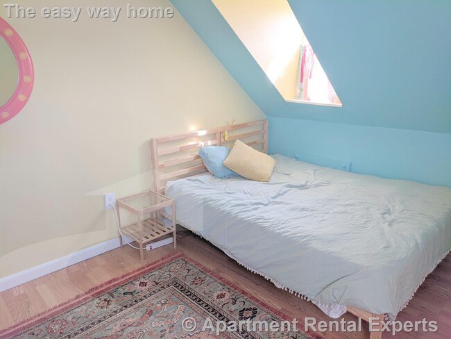 Photo - 1105 Cambridge St Unit #3
