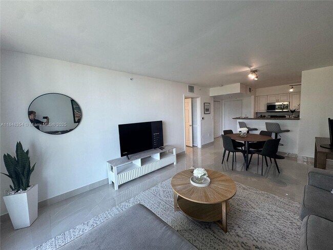 Photo - 1155 Brickell Bay Dr Unit 307