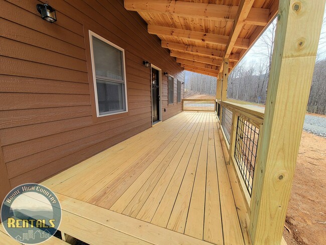 Photo - Beautiful 1bd Cabin In Trade, Tennessee