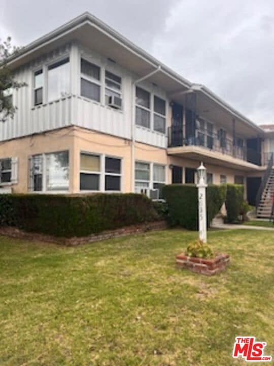 Building Photo - 2635 W Imperial Hwy Unit 5 Rental