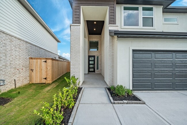 Photo - 22135 Rangemore Dr