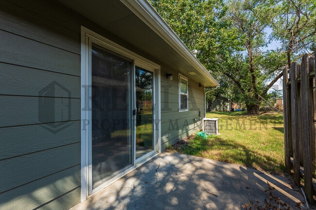 Photo - 1130 Richmond St