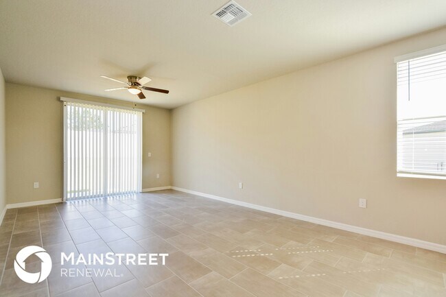 Photo - 1074 Oak Vly Dr