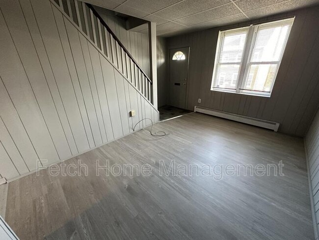 Photo - 422 Hillside Ave